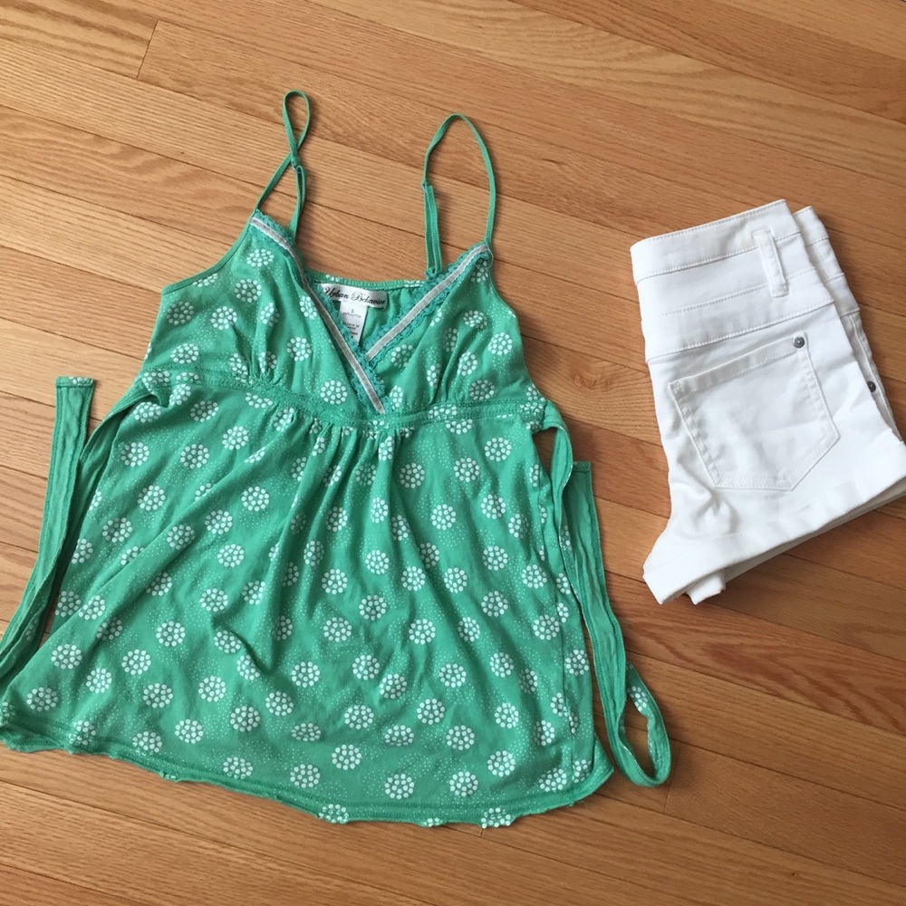 Green flower V-neck top